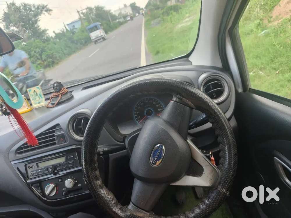 Datsun Redigo 0.8 S Petrol Manual 2018