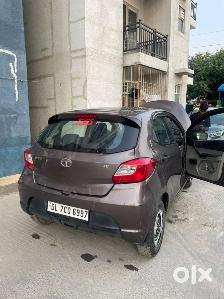 Tata Tiago 2018 Petrol 40700 Km Driven