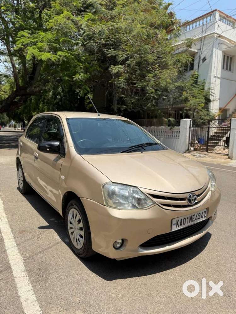 Toyota Etios Liva 2013-2014 G, 2012, Petrol