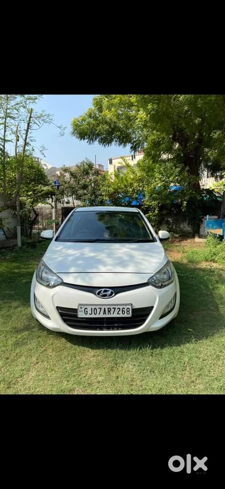Hyundai I20 2012 Cng & Hybrids Well Maintained