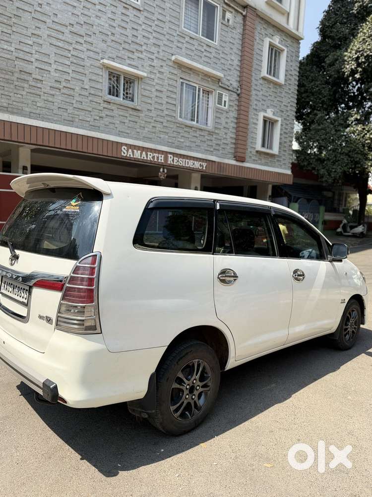 Toyota Innova 2.5 V 7 Str, 2011, Diesel