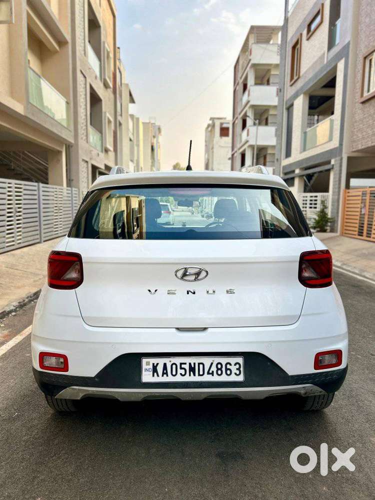 Hyundai Venue S 1.2 Petrol, 2021, Petrol