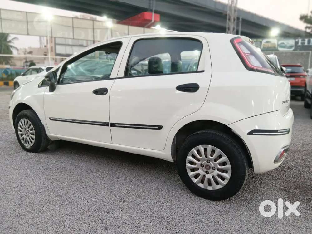 Fiat Punto Evo 90 Hp 2017 Vehichle In Brand New Condition. Serviced.