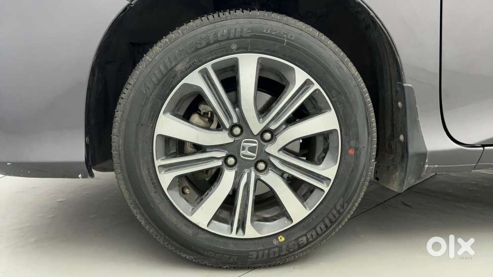 Honda City 1.5 V 4th Gen I-vtec Mt, 2022, Petrol