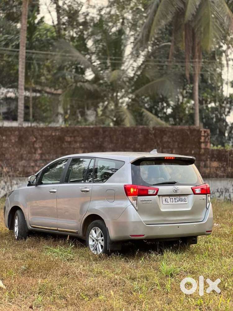 Toyota Innova Crysta