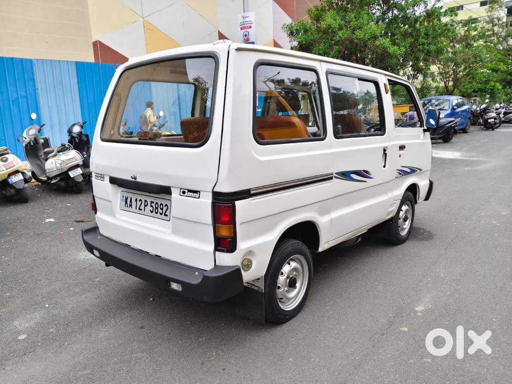 Maruti Suzuki Omni 5 Seater Std, 2012, Petrol