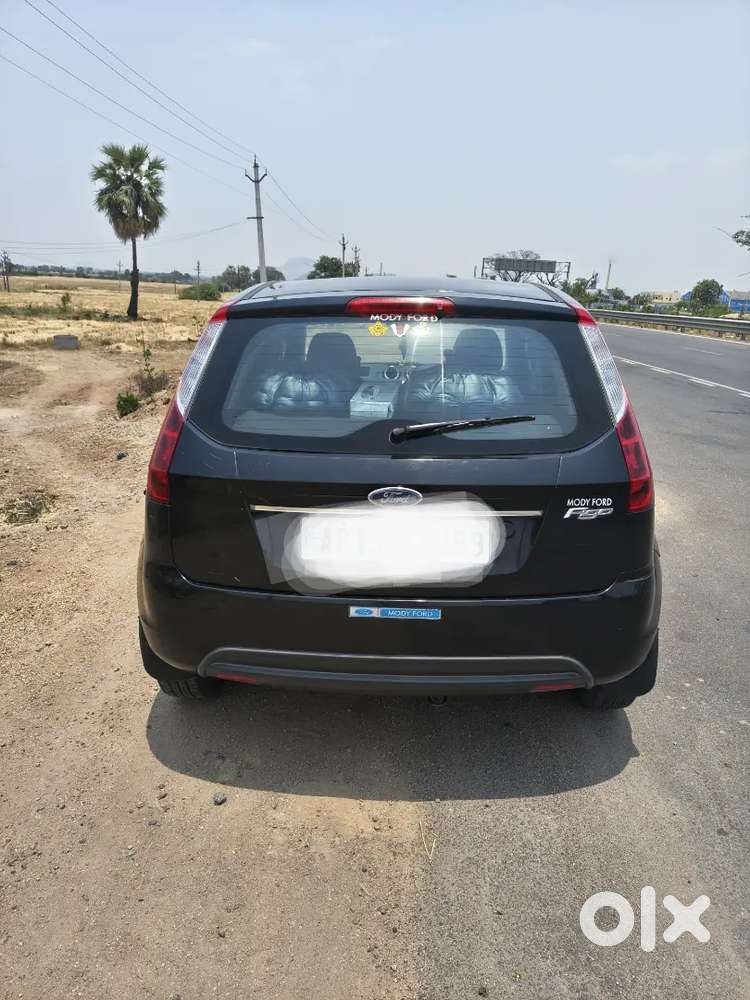 Ford Figo Petrol Zxi 2010 Car