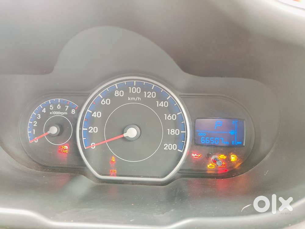 Hyundai I10 Sportz At, 2011, Petrol