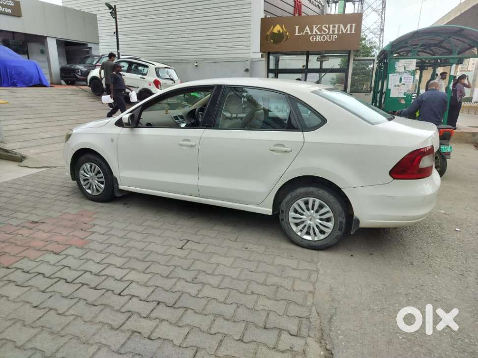 Skoda Rapid Ambition 1.6 Tdi Cr Manual Plus, 2013, Diesel