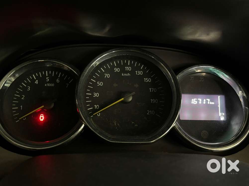 2015 Renault Duster Petrol Manual
