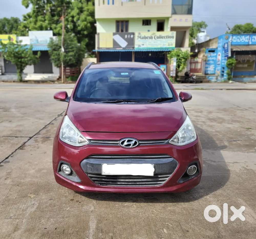 Hyundai Grand I10 2015 Petrol 98000 Km Driven