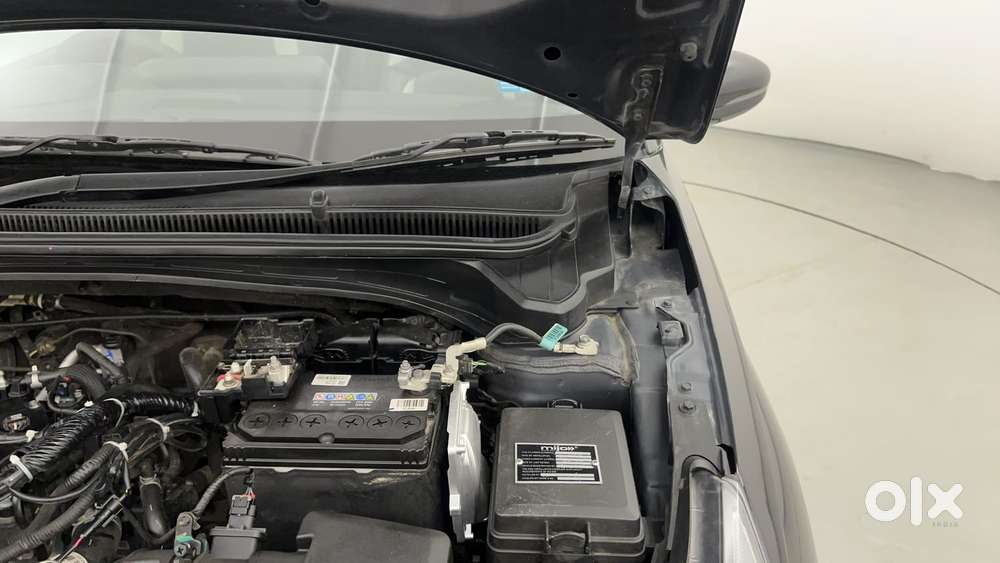 Hyundai New I20 1.2 Asta (o) Mt, 2023, Cng & Hybrids