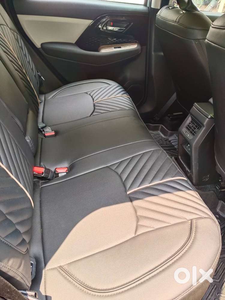 Maruti Victoris Vxi Cng In Showroom Condition