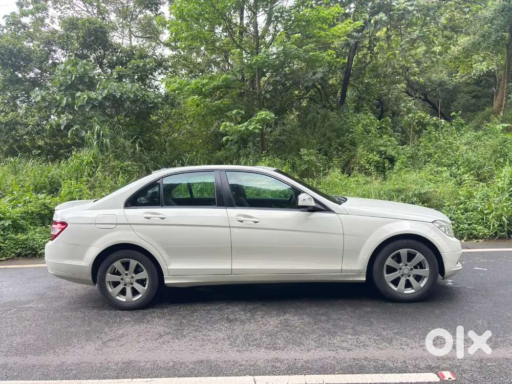 Benz C-220 Manual 2009 Model