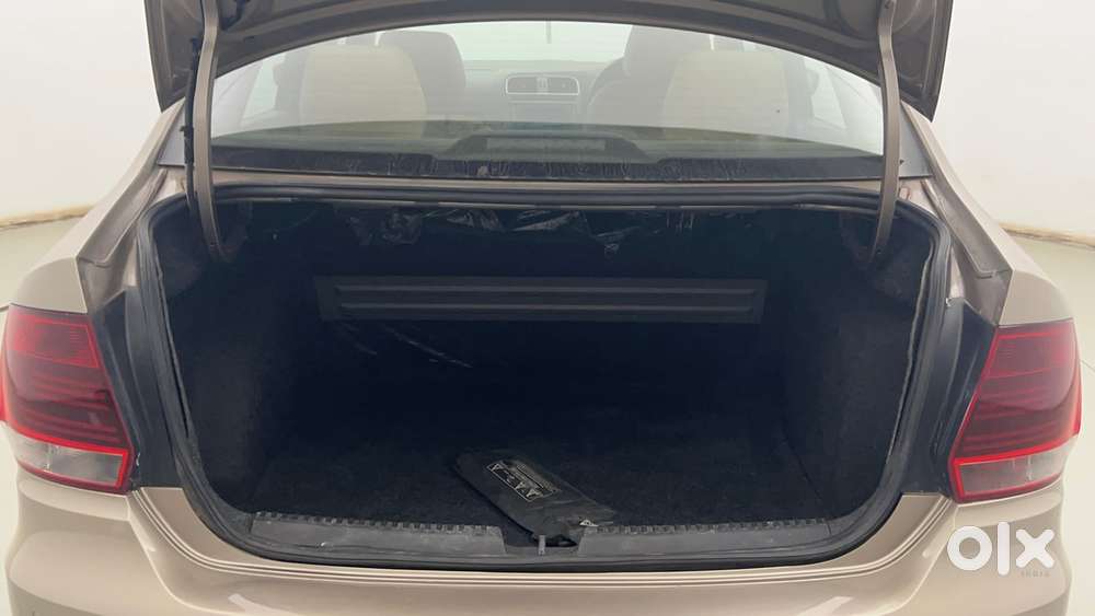 Volkswagen Vento 1.6 Highline, 2018, Petrol