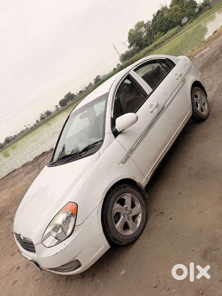 Hyundai Verna Diesel 2011 Model