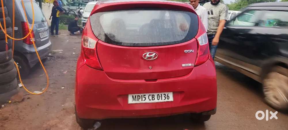 Hyundai Eon 2015 पेट्रोल कार