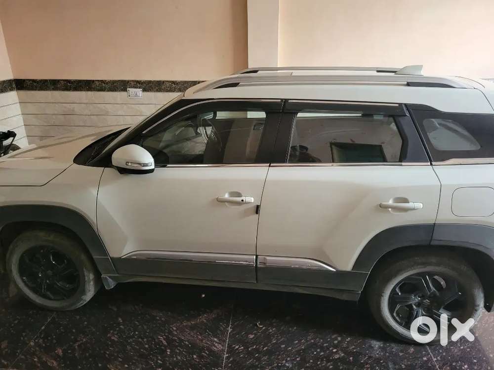 Maruti Suzuki Brezza Zxi 2023