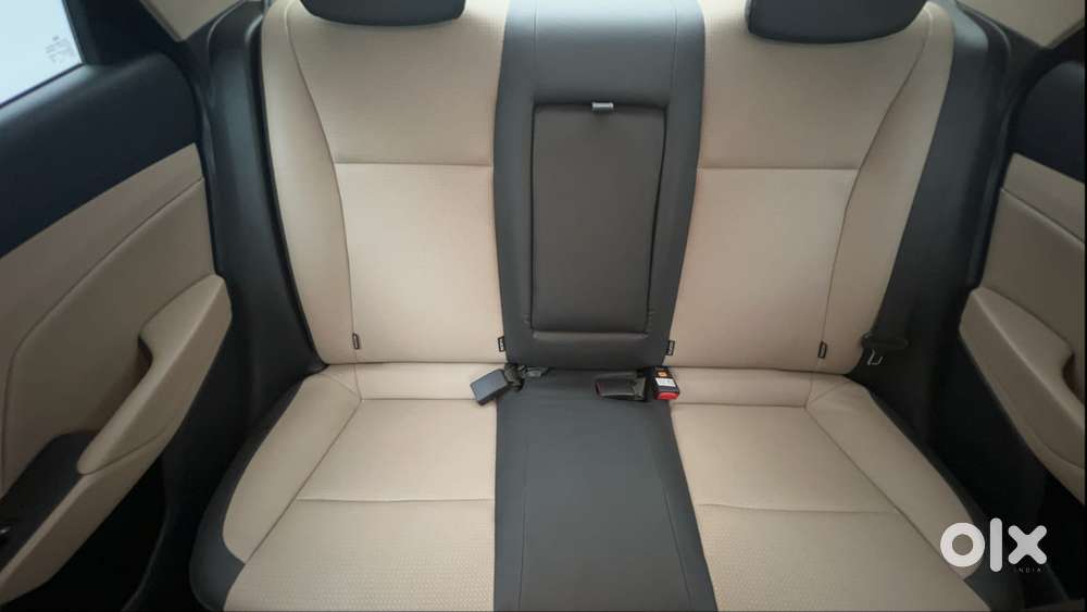 Hyundai Verna 1.5 Sx (o) Vtvt Ivt, 2022, Petrol