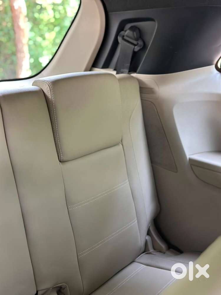 Ford Endeavour 3.2 At - Titanium