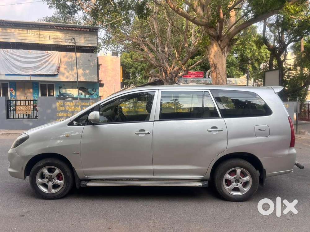 Toyota Innova 2009 Diesel Well Maintained