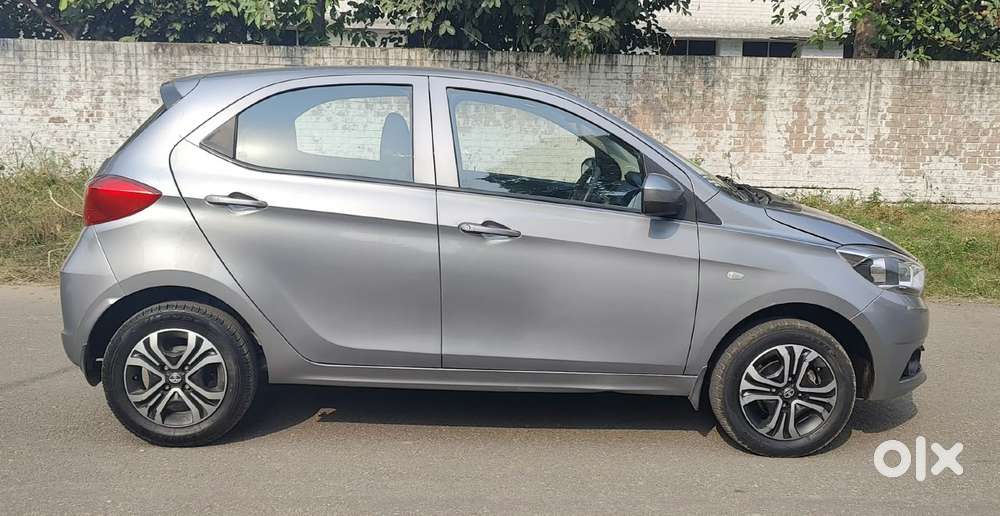 Tata Tiago 1.2 Revotron Xza, 2019, Petrol