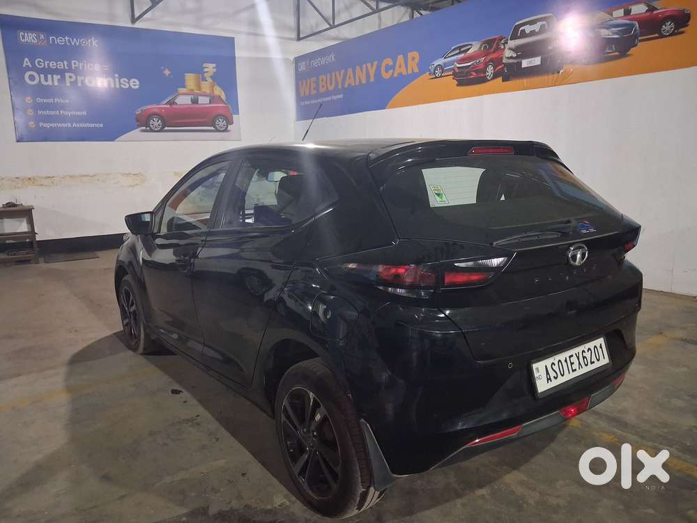 Tata Altroz 1.2 Xz Plus Dark Edition, 2022, Petrol