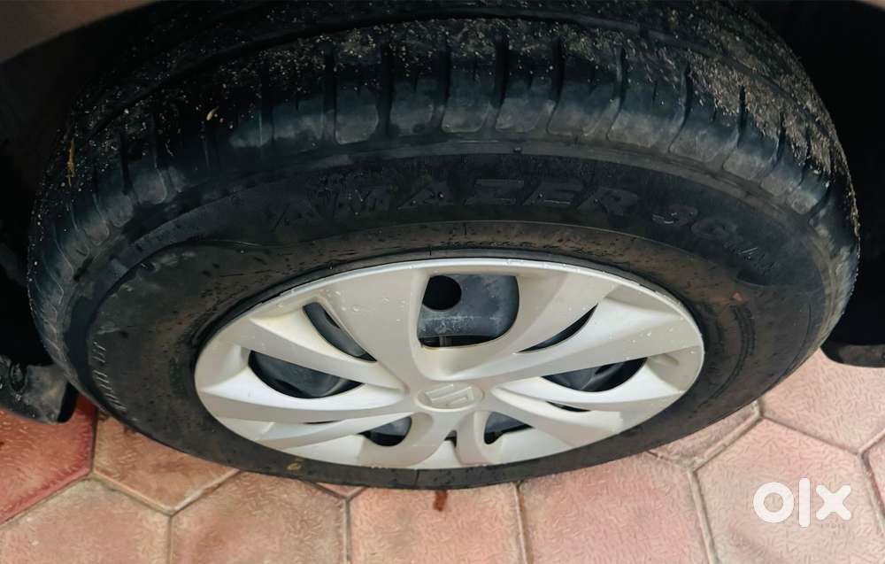 Maruti Suzuki Swift Vxi + Manual, 2022, Petrol