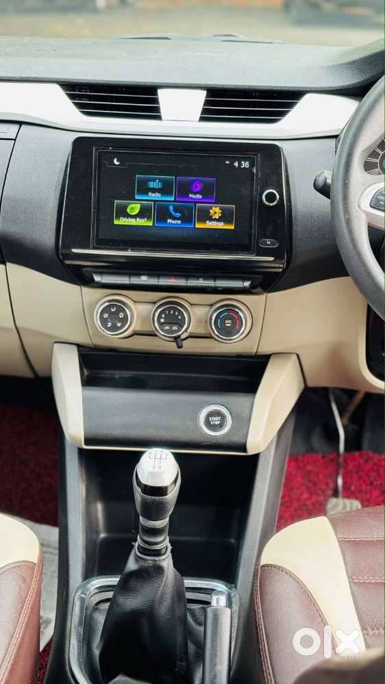 Renault Triber 1.0 Rxz Dual Tone, 2021, Petrol