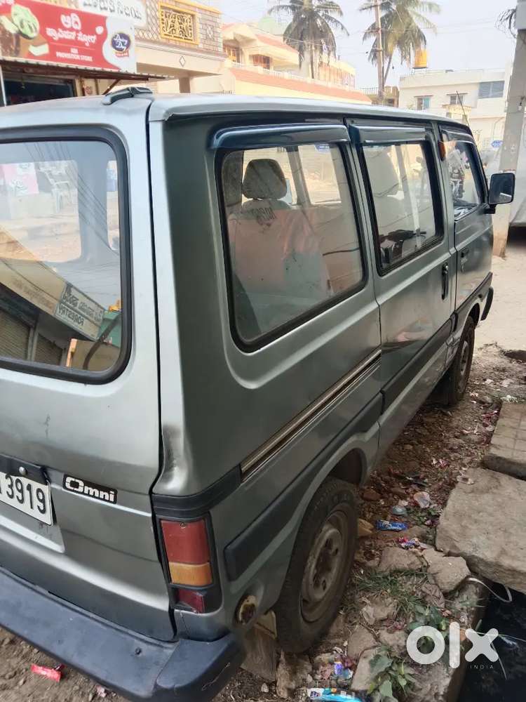Maruti Suzuki Omni 2009mpfi