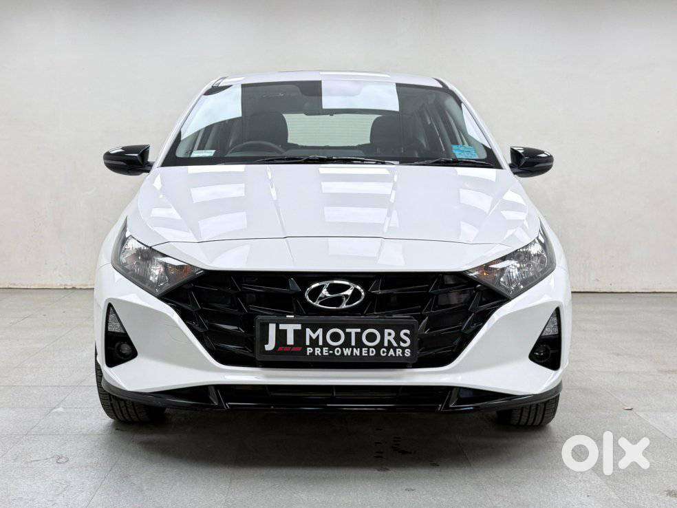 Hyundai I20 Sportz 1.2 Ivt, 2023, Petrol