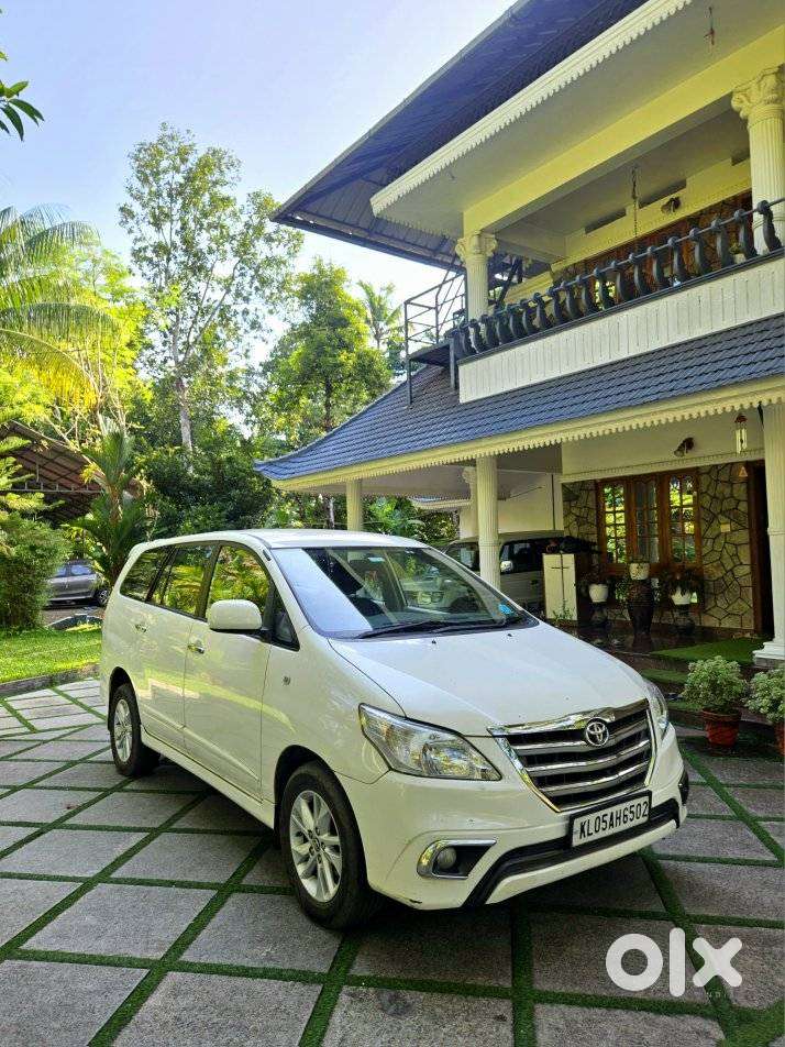 Toyota Innova 2.5 G (diesel) 7 Seater Bs Iv, 2013, Diesel