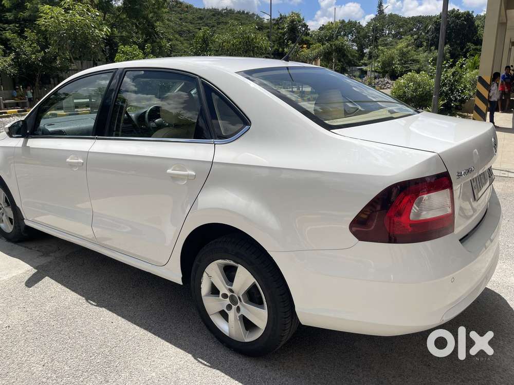 Skoda Rapid Tsi Active 1.0 Mt, 2021, Petrol