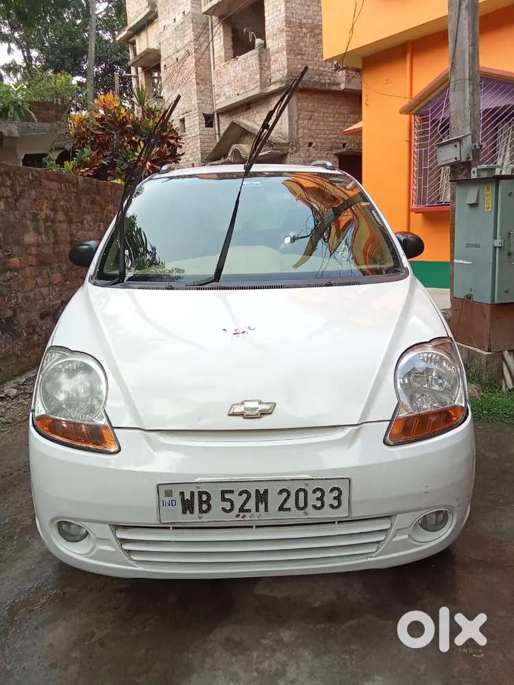 Chevrolet Spark 2011 Petrol Well Maintained