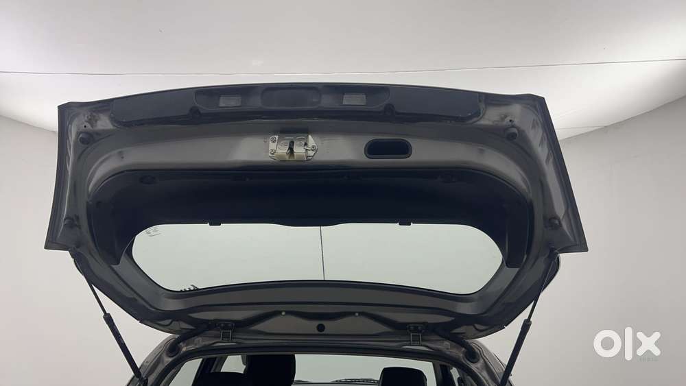 Maruti Suzuki Swift Vvt Vxi, 2017, Petrol