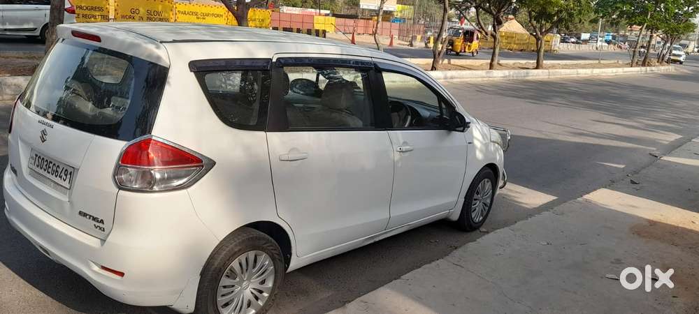 Maruti Suzuki Ertiga Vxi, 2014, Petrol