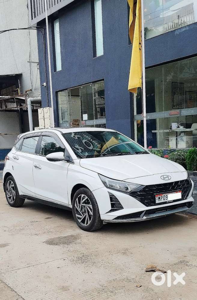 Hyundai New I20 1.2 Asta Ivt Dual Tone, 2025, Petrol