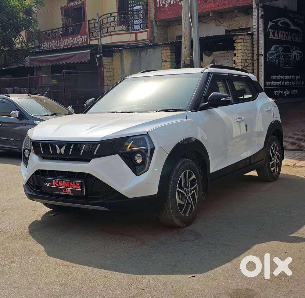 Mahindra Xuv 3xo Ax5 Ds Mt, 2025, Diesel
