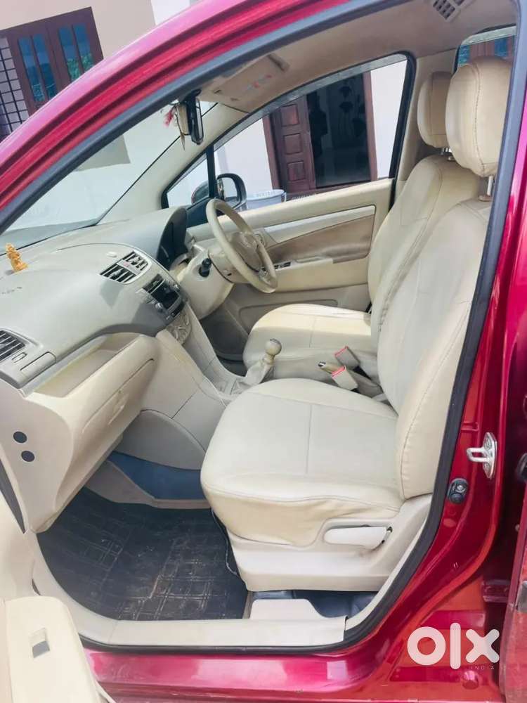 Maruti Suzuki Ertiga 2013