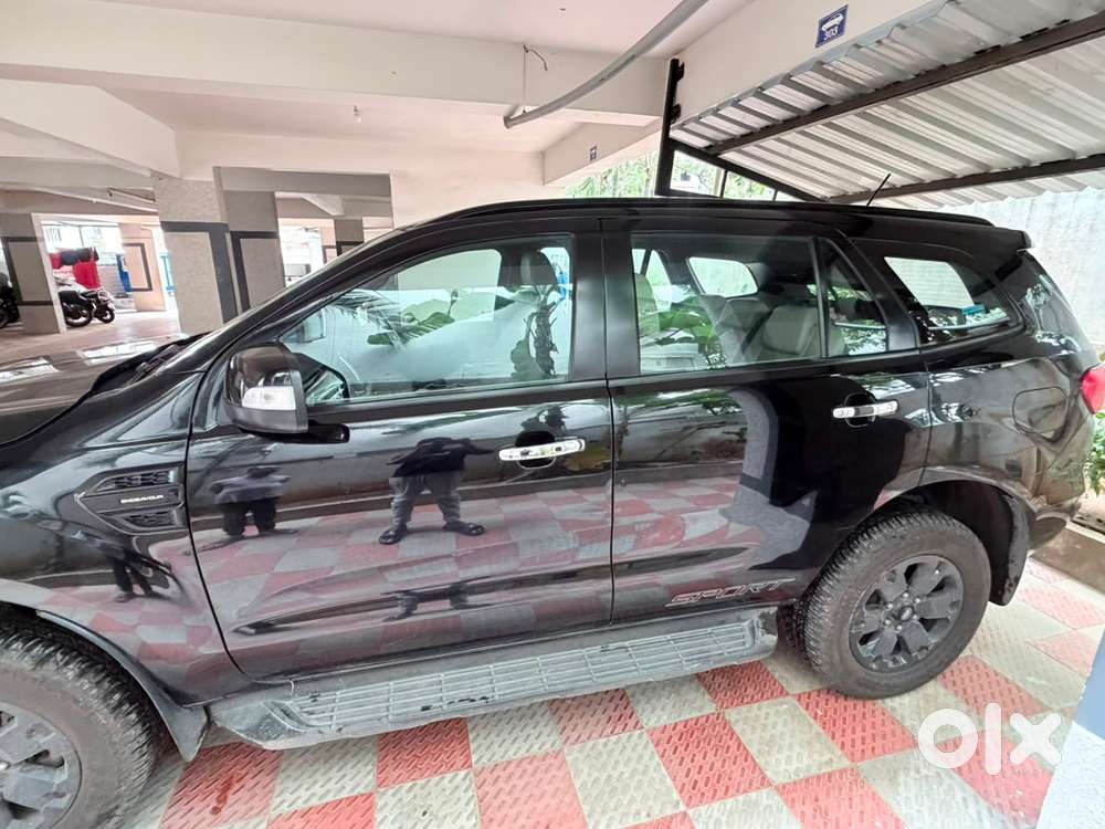 Ford Endeavour Diesel Automatic Titanium 4x4 2021 , Km Driven 72700
