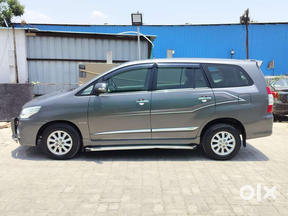 Toyota Innova 2.5 Zx 7 Str Bs-iv, 2014, Diesel