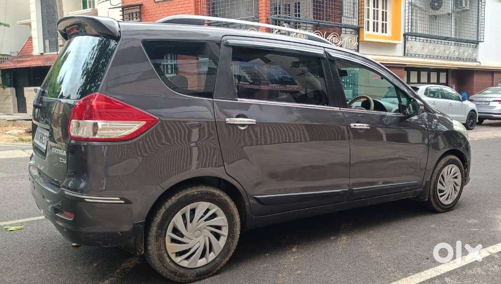 Maruti Suzuki Ertiga Zxi, 2013, Petrol