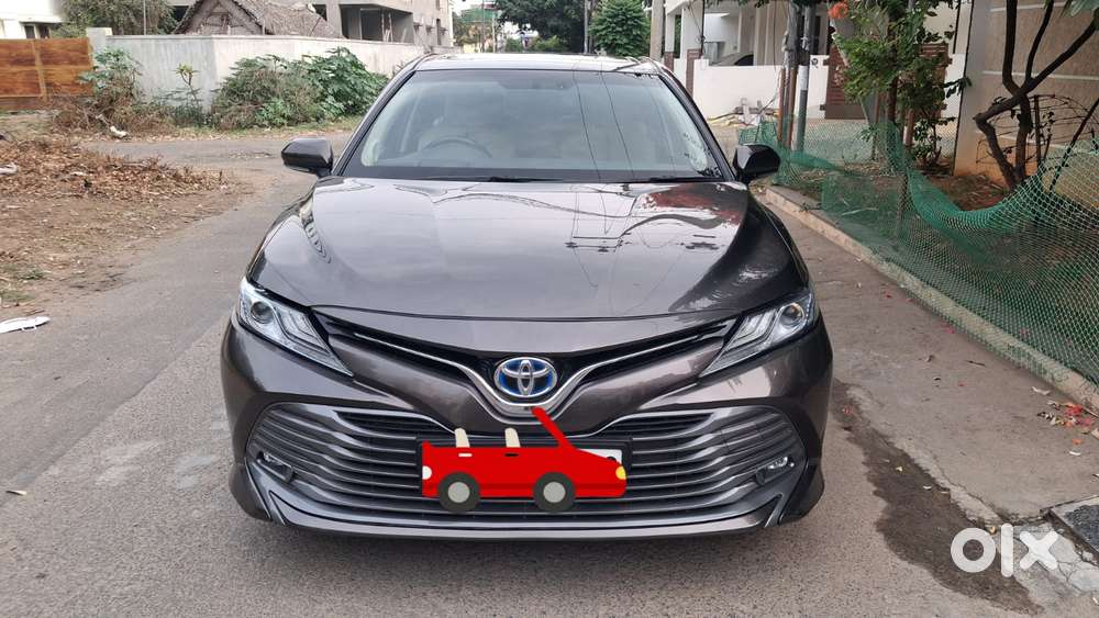 Toyota Camry Hybrid, 2020, Petrol