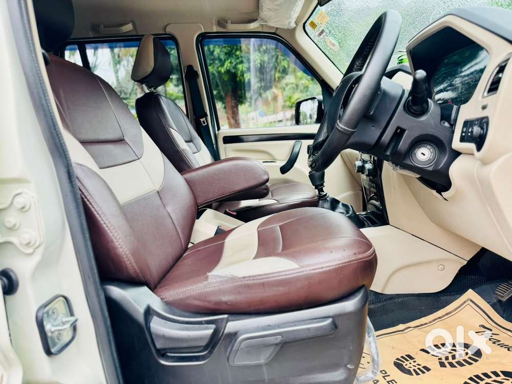 Mahindra Scorpio S11 Mt 7s, 2023, Diesel