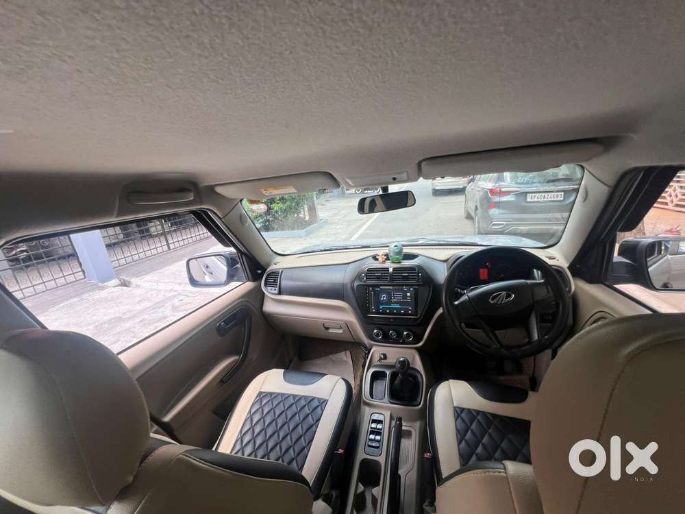 Mahindra Tuv 300 T4 Plus, 2018, Diesel