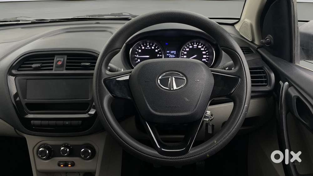 Tata Tiago 1.2 Revotron Xm, 2019, Petrol
