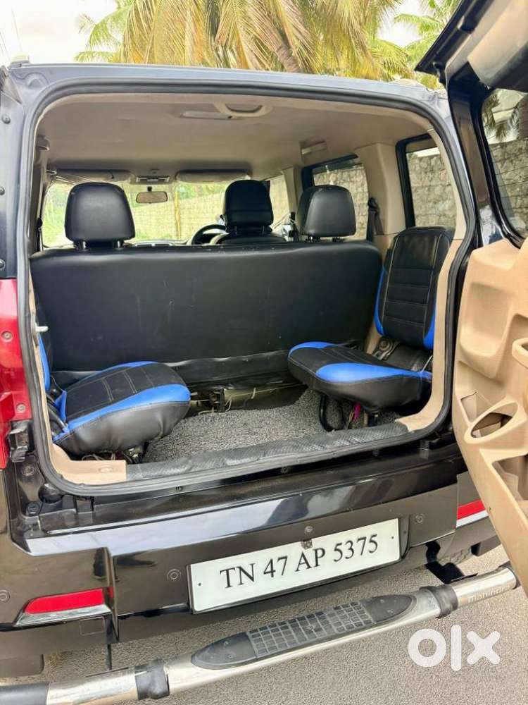 Mahindra Tuv 300 T10, 2018, Diesel