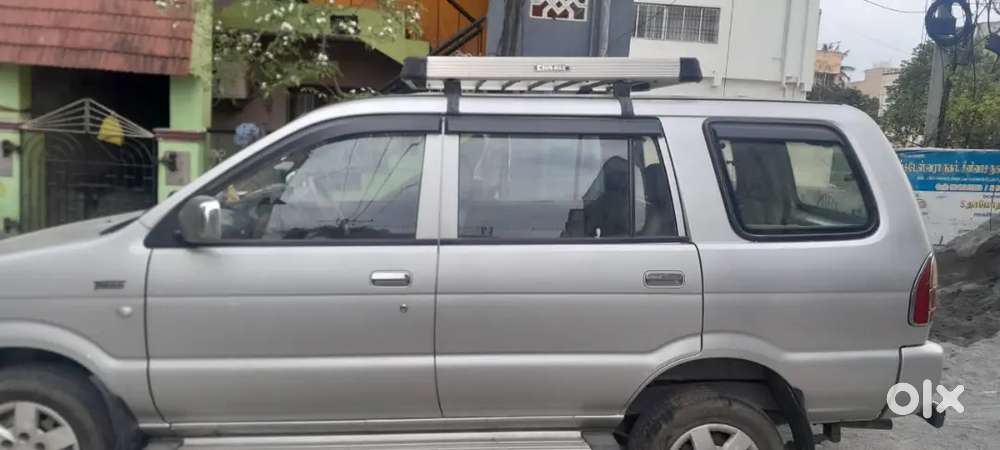 Brand Model Tavera Ls3 9 Seater