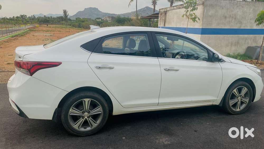 Hyundai Verna 1.6 Vtvt Auto Sx O