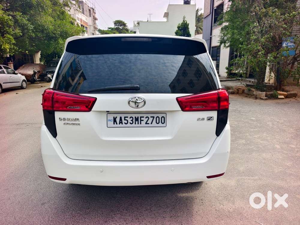 Toyota Innova Crysta 2.8z Automatic, 2018, Diesel